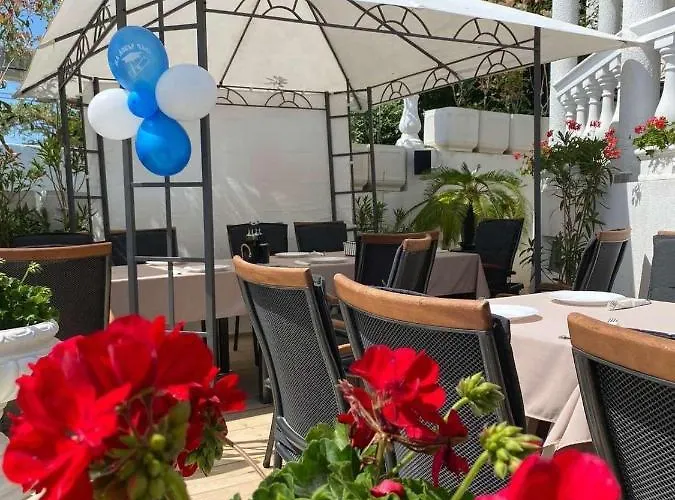 Family Stiva מלון גולדן סנדס