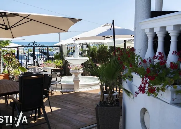 Family Stiva מלון