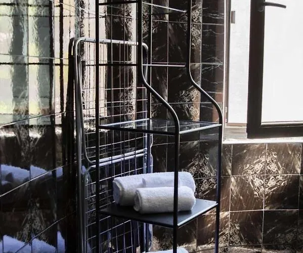 Family Stiva מלון 3*