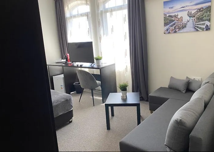 Family Stiva מלון