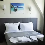 Family Stiva Hotell 3*