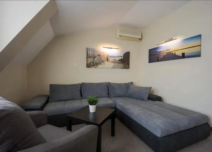 Hotel Family Stiva 3*